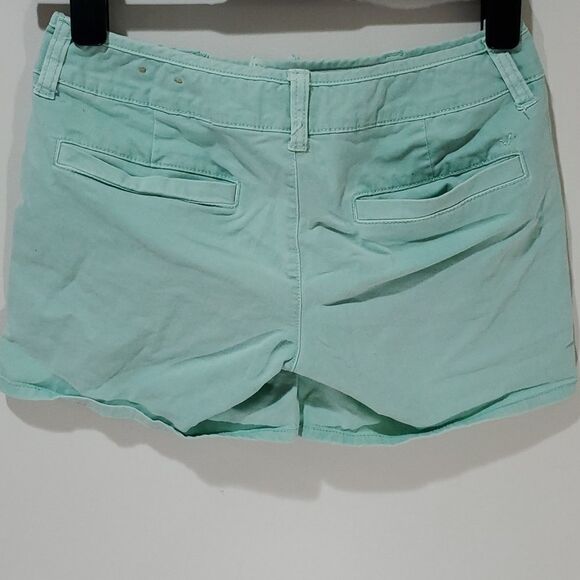 AMERICAN Eagle teal stretch shorts - Picture 4 of 8